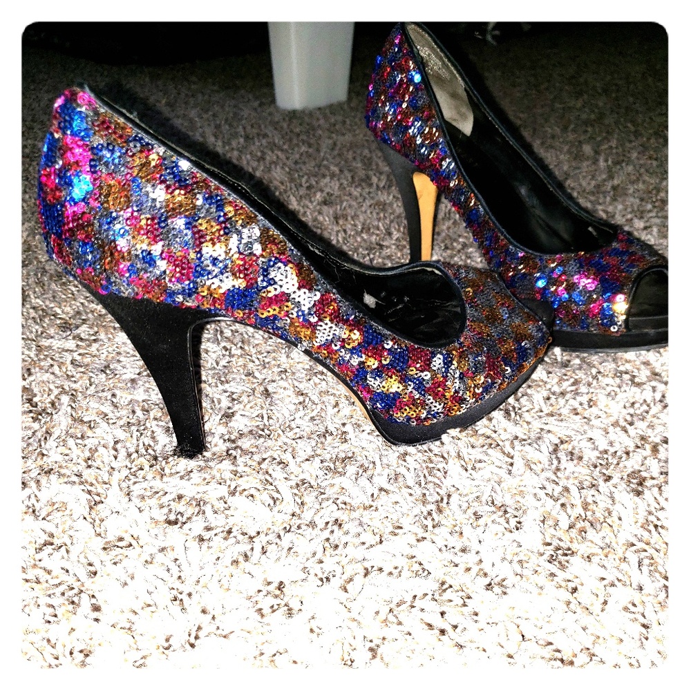 Sequence Heels